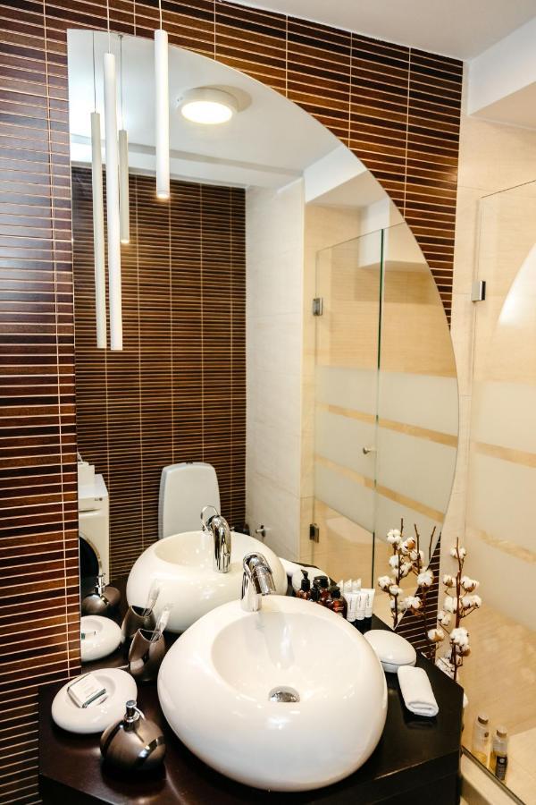 Rosewood Podgorica Appartement Buitenkant foto