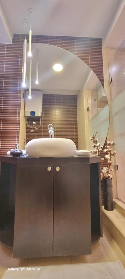 Rosewood Podgorica Appartement Buitenkant foto